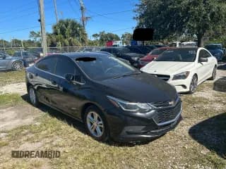 ✅ 2018 Chevrolet Cruze LT • VIN: 1G1BE5SM0J7100110 • Лот: 91317525. Опубликован ранее на Copart с пробегом 120 759 миль. Бесплатный доступ к архиву аукционных продаж из США и подробный отчёт об истории автомобиля на DreamBid. Изображение 1.