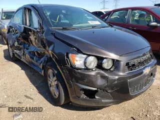 2014 Chevrolet Sonic LT с VIN 1G1JC5SH7E4239162, выставлен на аукционе Copart как лот 49957872 с пробегом Не указан миль и Списание • Salvage title. История ставок и продаж доступна на DreamBid. Изображение 1.