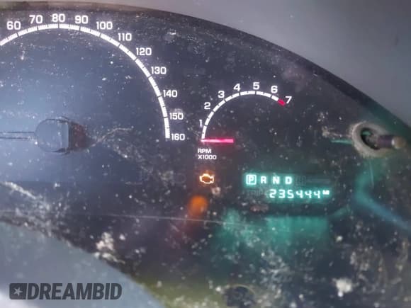 ✅ 2005 Chrysler Pacifica Touring • VIN: 2C4GM68495R381437 • Лот: 43768251. Опубликован ранее на IAAI с пробегом 235 444 миль. Бесплатный доступ к архиву аукционных продаж из США и подробный отчёт об истории автомобиля на DreamBid. Изображение 7.