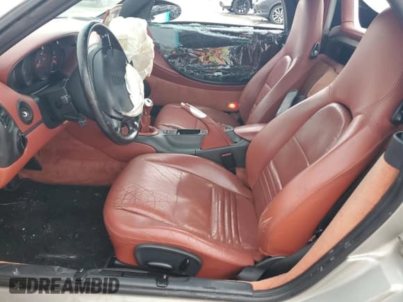 ✅ 1997 Porsche Boxster • VIN: WP0CA2981VS624643 • Lot: 64316125. Wystawiony na Copart z przebiegiem Nie podano. Bezpłatny archiwum sprzedaży aukcyjnych z USA i szczegółowy raport historii pojazdu na DreamBid. Zdjęcie 10.