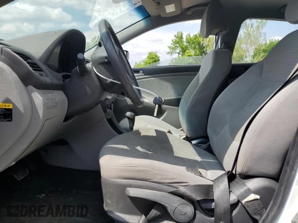 ✅ 2014 Hyundai Accent GS • VIN: KMHCT5AE4EU166240 • Лот: 56554505. Опубликован ранее на Copart с пробегом 56 731 миль. Бесплатный доступ к архиву аукционных продаж из США и подробный отчёт об истории автомобиля на DreamBid. Изображение 7.