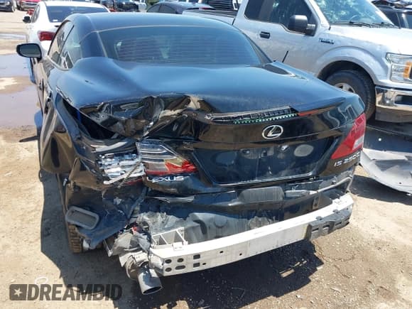 ✅ 2010 Lexus IS 250 C • VIN: JTHFF2C2XA2513228 • Lot: 42689079. Wystawiony na IAAI z przebiegiem 142 417 mil. Bezpłatny archiwum sprzedaży aukcyjnych z USA i szczegółowy raport historii pojazdu na DreamBid. Zdjęcie 6.