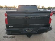 ✅ 2021 Chevrolet Silverado 1500 Custom • VIN: 3GCPWBEH8MG102560 • Lot: 76747484. Wystawiony na Copart z przebiegiem 81 580 mil. Bezpłatny archiwum sprzedaży aukcyjnych z USA i szczegółowy raport historii pojazdu na DreamBid. Zdjęcie 6.