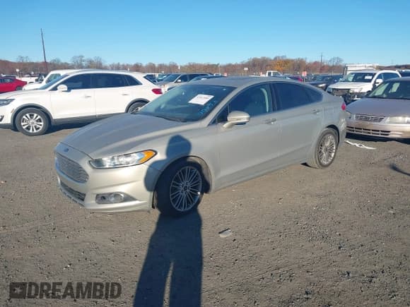 ✅ 2016 Ford Fusion SE • VIN: 3FA6P0T92GR100553 • Lot: 43512085. Wystawiony na IAAI z przebiegiem 205 222 mil. Bezpłatny archiwum sprzedaży aukcyjnych z USA i szczegółowy raport historii pojazdu na DreamBid. Zdjęcie 16.