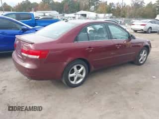 2008 Hyundai Sonata SE with VIN 5NPEU46F68H372454, listed as a IAAI auction lot 43558923 with 154,286 mi miles and . Bid and sale history available at DreamBid. Image 4.