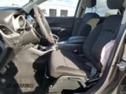 ✅ 2019 Dodge Journey SE • VIN: 3C4PDCBB8KT841461 • Lot: 87424275. Wystawiony na Copart z przebiegiem 56 315 mil. Bezpłatny archiwum sprzedaży aukcyjnych z USA i szczegółowy raport historii pojazdu na DreamBid. Zdjęcie 7.