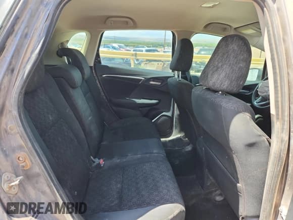 ✅ 2015 Honda Fit LX • VIN: 3HGGK5G59FM738510 • Lot: 70696295. Listed on Copart with 82,562 mi. Free auction sales archive from the USA and detailed vehicle history report at DreamBid. Image 10.