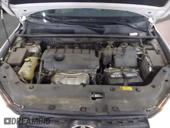 ✅ 2011 Toyota RAV4 • VIN: 2T3KF4DV1BW088981 • Lot: 43697775. Wystawiony na IAAI z przebiegiem 71 475 mil. Bezpłatny archiwum sprzedaży aukcyjnych z USA i szczegółowy raport historii pojazdu na DreamBid. Zdjęcie 10.