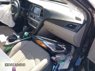 ✅ 2019 Hyundai Sonata Sport • VIN: 5NPE34AF6KH820919 • Лот: 43562858. Опубликован ранее на IAAI с пробегом 24 262 миль. Бесплатный доступ к архиву аукционных продаж из США и подробный отчёт об истории автомобиля на DreamBid. Изображение 5.