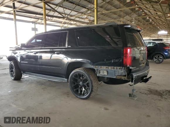 ✅ 2015 Chevrolet Suburban LTZ • VIN: 1GNSKKKC6FR606601 • Lot: 59994064. Wystawiony na Copart z przebiegiem Nie podano. Bezpłatny archiwum sprzedaży aukcyjnych z USA i szczegółowy raport historii pojazdu na DreamBid. Zdjęcie 2.