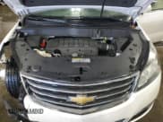 ✅ 2016 Chevrolet Traverse LT • VIN: 1GNKVGKD4GJ136808 • Lot: 85482615. Wystawiony na Copart z przebiegiem 93 718 mil. Bezpłatny archiwum sprzedaży aukcyjnych z USA i szczegółowy raport historii pojazdu na DreamBid. Zdjęcie 12.
