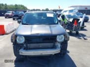 ✅ 2017 Jeep Renegade Latitude • VIN: ZACCJABB9HPF72060 • Lot: 43168388. Wystawiony na IAAI z przebiegiem 54 259 mil. Bezpłatny archiwum sprzedaży aukcyjnych z USA i szczegółowy raport historii pojazdu na DreamBid. Zdjęcie 13.