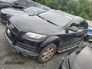 ✅ 2015 Audi Q7 Premium Plus • VIN: WA1LGAFE5FD010553 • Lot: 68275135. Wystawiony na Copart z przebiegiem 109 652 mil. Bezpłatny archiwum sprzedaży aukcyjnych z USA i szczegółowy raport historii pojazdu na DreamBid. Zdjęcie 1.