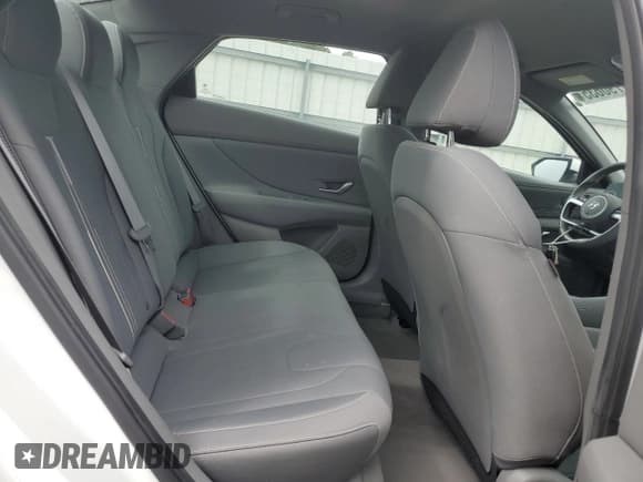✅ 2023 Hyundai Elantra SEL • VIN: 5NPLS4AG8PH108163 • Lot: 81790635. Listed on Copart with 34,855 mi. Free auction sales archive from the USA and detailed vehicle history report at DreamBid. Image 10.