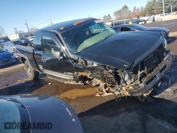 ✅ 2003 Chevrolet Silverado 2500HD LS • VIN: 1GCHK29193E212908 • Lot: 86695954. Wystawiony na Copart z przebiegiem 90 342 mil. Bezpłatny archiwum sprzedaży aukcyjnych z USA i szczegółowy raport historii pojazdu na DreamBid. Zdjęcie 4.