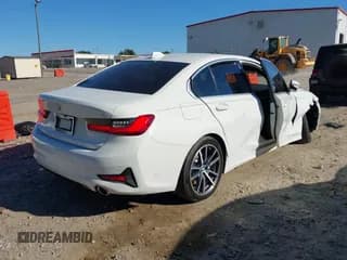 ✅ 2019 BMW 3 Series 330i • VIN: 3MW5R1J59K8B00275 • Лот: 43434466. Опубликован ранее на IAAI с пробегом 62 881 миль. Бесплатный доступ к архиву аукционных продаж из США и подробный отчёт об истории автомобиля на DreamBid. Изображение 4.