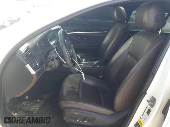 ✅ 2016 BMW 5 Series 535i xDrive • VIN: WBA5B3C52GG254199 • Лот: 52100135. Опубликован ранее на Copart с пробегом 110 465 миль. Бесплатный доступ к архиву аукционных продаж из США и подробный отчёт об истории автомобиля на DreamBid. Изображение 7.