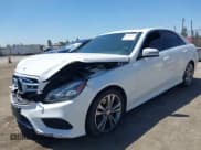 ✅ 2016 Mercedes-Benz E 350 Sport • VIN: WDDHF5KB4GB270799 • Лот: 43044949. Опубликован ранее на IAAI с пробегом 99 141 миль. Бесплатный доступ к архиву аукционных продаж из США и подробный отчёт об истории автомобиля на DreamBid. Изображение 2.