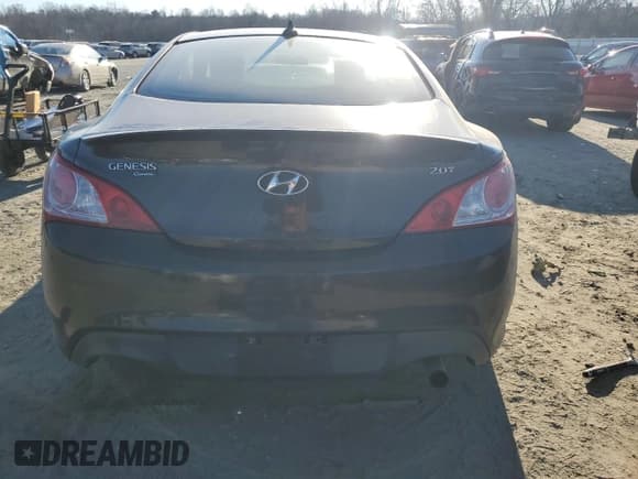 ✅ 2012 Hyundai Genesis Coupe 2.0T • VIN: KMHHT6KD5CU073452 • Lot: 42034875. Wystawiony na Copart z przebiegiem 106 854 mil. Bezpłatny archiwum sprzedaży aukcyjnych z USA i szczegółowy raport historii pojazdu na DreamBid. Zdjęcie 6.