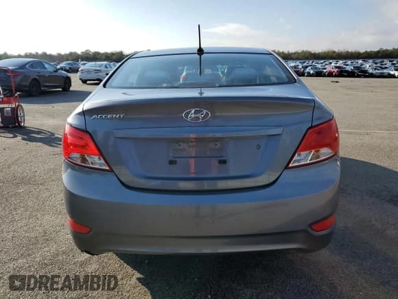 ✅ 2016 Hyundai Accent SE • VIN: KMHCT4AEXGU065118 • Лот: 82235143. Опубликован ранее на Copart с пробегом 58 938 миль. Бесплатный доступ к архиву аукционных продаж из США и подробный отчёт об истории автомобиля на DreamBid. Изображение 6.