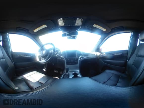 ✅ 2016 Jeep Grand Cherokee Overland • VIN: 1C4RJFCG7GC355448 • Lot: 42053353. Wystawiony na IAAI z przebiegiem 80 052 mil. Bezpłatny archiwum sprzedaży aukcyjnych z USA i szczegółowy raport historii pojazdu na DreamBid. Zdjęcie 18.