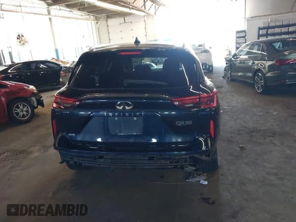 ✅ 2019 Infiniti QX50 Essential • VIN: 3PCAJ5M3XKF128219 • Лот: 41624990. Опубликован ранее на IAAI с пробегом 84 442 миль. Бесплатный доступ к архиву аукционных продаж из США и подробный отчёт об истории автомобиля на DreamBid. Изображение 16.