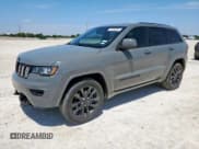 ✅ 2019 Jeep Grand Cherokee Laredo E • VIN: 1C4RJFAG2KC668189 • Лот: 71106535. Опубликован ранее на Copart с пробегом 117 065 миль. Бесплатный доступ к архиву аукционных продаж из США и подробный отчёт об истории автомобиля на DreamBid. Изображение 1.