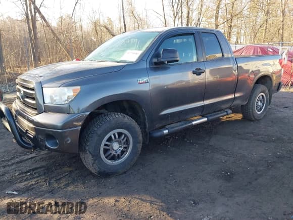 ✅ 2013 Toyota Tundra • VIN: 5TFUY5F16DX287980 • Lot: 41770583. Wystawiony na IAAI z przebiegiem 187 322 mil. Bezpłatny archiwum sprzedaży aukcyjnych z USA i szczegółowy raport historii pojazdu na DreamBid. Zdjęcie 17.