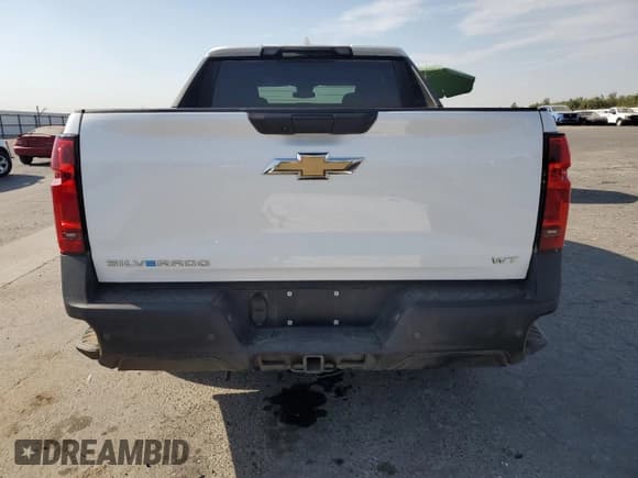 ✅ 2025 Chevrolet Silverado 1500 • VIN: 1GC10VED8SU407234 • Лот: 70899655. Опубликован ранее на Copart с пробегом 2 108 миль. Бесплатный доступ к архиву аукционных продаж из США и подробный отчёт об истории автомобиля на DreamBid. Изображение 6.