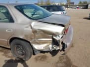 ✅ 1998 Toyota Camry LE • VIN: JT2BG22K0W0159455 • Лот: 43422047. Опубликован ранее на IAAI с пробегом 259 327 миль. Бесплатный доступ к архиву аукционных продаж из США и подробный отчёт об истории автомобиля на DreamBid. Изображение 6.