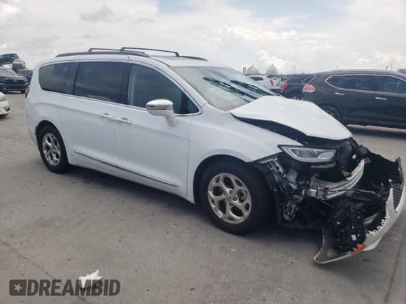 ✅ 2022 Chrysler Pacifica Limited • VIN: 2C4RC1GG3NR120525 • Лот: 67729995. Опубликован ранее на Copart с пробегом Не указан. Бесплатный доступ к архиву аукционных продаж из США и подробный отчёт об истории автомобиля на DreamBid. Изображение 4.
