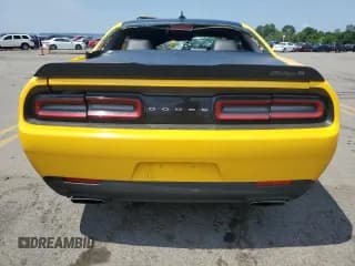 ✅ 2017 Dodge Challenger T/A 392 • VIN: 2C3CDZFJ7HH583023 • Lot: 61985504. Wystawiony na Copart z przebiegiem 34 965 mil. Bezpłatny archiwum sprzedaży aukcyjnych z USA i szczegółowy raport historii pojazdu na DreamBid. Zdjęcie 6.