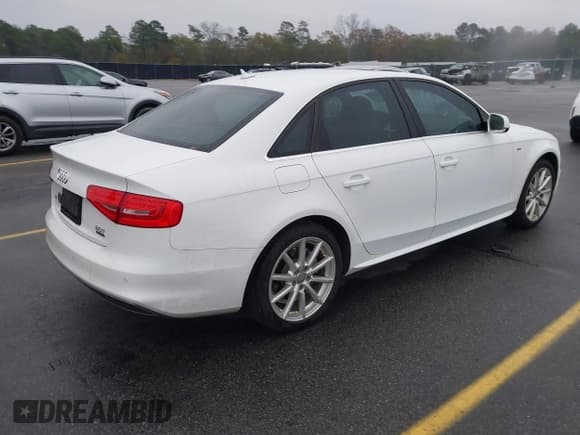 ✅ 2015 Audi A4 Premium Plus • VIN: WAUFFAFL4FN042969 • Lot: 43852417. Listed on IAAI with 159,414 mi. Free auction sales archive from the USA and detailed vehicle history report at DreamBid. Image 4.