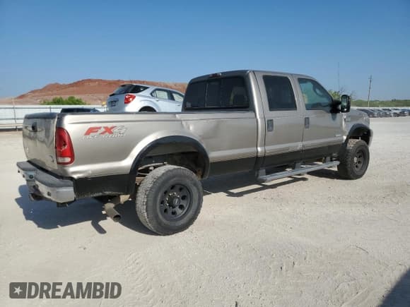 ✅ 2006 Ford F-350 XL • VIN: 1FTWW31P06EA30083 • Lot: 52259775. Listed on Copart with 271,503 mi. Free auction sales archive from the USA and detailed vehicle history report at DreamBid. Image 3.