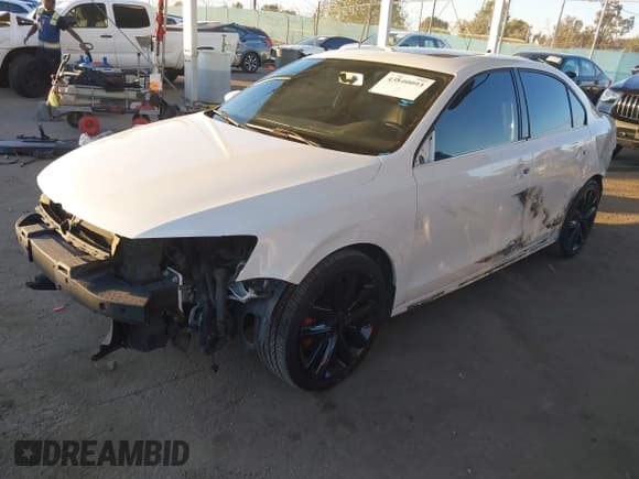 ✅ 2014 Volkswagen Jetta GLI • VIN: 3VW4T7AJ4EM389462 • Lot: 43840093. Listed on IAAI with 173,953 mi. Free auction sales archive from the USA and detailed vehicle history report at DreamBid. Image 18.