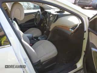 2014 Hyundai Santa Fe z VIN 5XYZUDLB2EG210374, wystawiony jako IAAI lot #43350062 z przebiegiem 123 267 mil mil oraz . Historia ofert i sprzedaży dostępna na DreamBid. Obrazek 5.