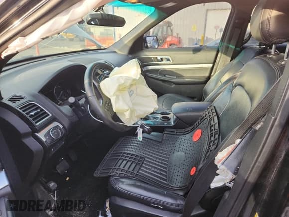 ✅ 2016 Ford Explorer XLT • VIN: 1FM5K7D86GGB98203 • Лот: 85418965. Опубликован ранее на Copart с пробегом 173 700 миль. Бесплатный доступ к архиву аукционных продаж из США и подробный отчёт об истории автомобиля на DreamBid. Изображение 7.