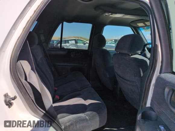 ✅ 2001 Chevrolet Blazer LT • VIN: 1GNDT13W01K243402 • Lot: 65864394. Wystawiony na Copart z przebiegiem 145 004 mil. Bezpłatny archiwum sprzedaży aukcyjnych z USA i szczegółowy raport historii pojazdu na DreamBid. Zdjęcie 10.