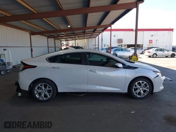 ✅ 2017 Chevrolet Volt Premier • VIN: 1G1RB6S58HU139822 • Lot: 43156011. Listed on IAAI with 111,479 mi. Free auction sales archive from the USA and detailed vehicle history report at DreamBid. Image 13.