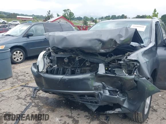 ✅ 2010 Toyota Highlander SE • VIN: 5TDJK3EH0AS011920 • Lot: 43288868. Listed on IAAI with 198,268 mi. Free auction sales archive from the USA and detailed vehicle history report at DreamBid. Image 6.