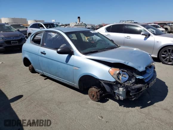 2007 Hyundai Accent GS с VIN KMHCM36C17U033219, выставлен на аукционе Copart как лот 71433474 с пробегом 265 040 миль миль и Списание • Salvage title. История ставок и продаж доступна на DreamBid. Изображение 4.