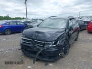 ✅ 2021 Volkswagen Tiguan SE • VIN: 3VV2B7AX4MM111887 • Lot: 42290153. Wystawiony na IAAI z przebiegiem 75 773 mil. Bezpłatny archiwum sprzedaży aukcyjnych z USA i szczegółowy raport historii pojazdu na DreamBid. Zdjęcie 6.