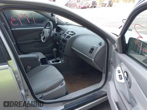 2004 Chevrolet Malibu LT z VIN 1G1ZU54804F182173, wystawiony jako IAAI lot #43167793 z przebiegiem 191 565 mil mil oraz . Historia ofert i sprzedaży dostępna na DreamBid. Obrazek 5.