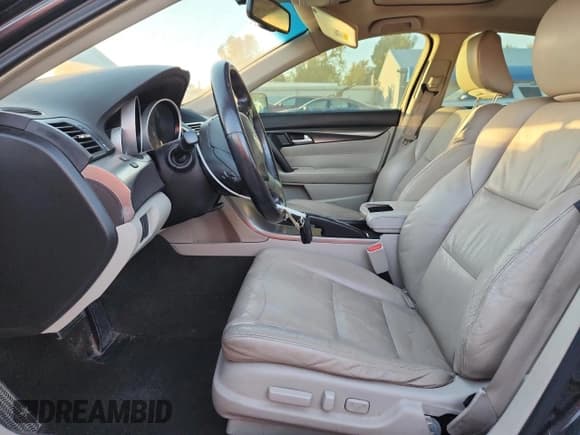 ✅ 2013 Acura TL • VIN: 19UUA8F26DA003573 • Лот: 91216835. Опубликован ранее на Copart с пробегом 177 185 миль. Бесплатный доступ к архиву аукционных продаж из США и подробный отчёт об истории автомобиля на DreamBid. Изображение 7.