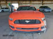 ✅ 2015 Ford Mustang V6 • VIN: 1FA6P8AMXF5339209 • Lot: 95645835. Wystawiony na Copart z przebiegiem 60 510 mil. Bezpłatny archiwum sprzedaży aukcyjnych z USA i szczegółowy raport historii pojazdu na DreamBid. Zdjęcie 5.