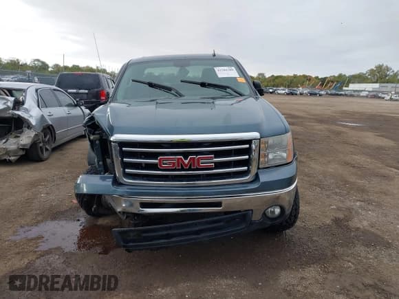 ✅ 2012 GMC Sierra 1500 SLE • VIN: 3GTP2VE72CG235883 • Лот: 43504389. Опубликован ранее на IAAI с пробегом 169 675 миль. Бесплатный доступ к архиву аукционных продаж из США и подробный отчёт об истории автомобиля на DreamBid. Изображение 12.