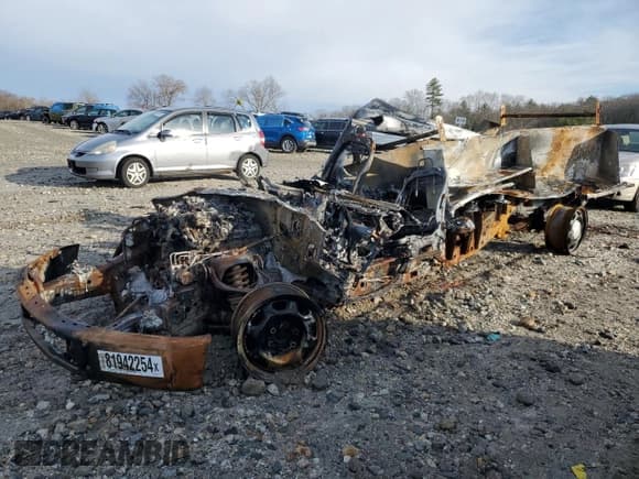 ✅ 2016 Ford F-150 XL • VIN: 1FTMF1E87GKD39924 • Lot: 81942254. Wystawiony na Copart z przebiegiem Nie podano. Bezpłatny archiwum sprzedaży aukcyjnych z USA i szczegółowy raport historii pojazdu na DreamBid. Zdjęcie 1.