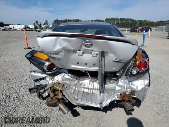 ✅ 2011 Nissan Altima S • VIN: 1N4AL2AP4BN494376 • Lot: 84172865. Wystawiony na Copart z przebiegiem 123 988 mil. Bezpłatny archiwum sprzedaży aukcyjnych z USA i szczegółowy raport historii pojazdu na DreamBid. Zdjęcie 6.