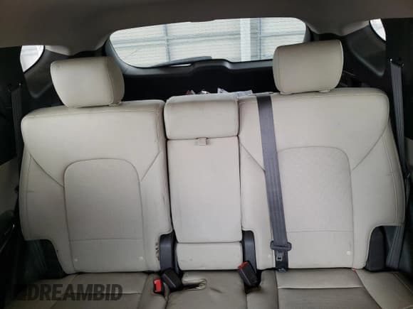 ✅ 2018 Hyundai Santa Fe 2.0T • VIN: 5NMZU4LA2JH075999 • Лот: 39291514. Опубликован ранее на Copart с пробегом 51 132 миль. Бесплатный доступ к архиву аукционных продаж из США и подробный отчёт об истории автомобиля на DreamBid. Изображение 10.