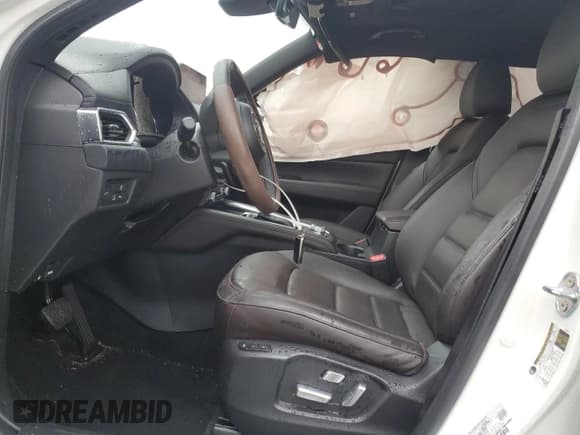 ✅ 2023 Mazda CX-5 Signature • VIN: JM3KFBXY3P0133741 • Lot: 85779055. Listed on Copart with 22,689 mi. Free auction sales archive from the USA and detailed vehicle history report at DreamBid. Image 7.